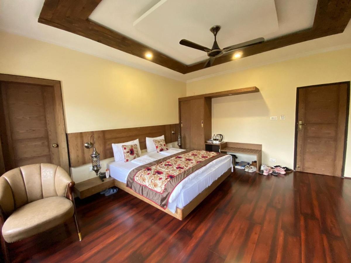 Hotel Green Rooms Srīnagar Buitenkant foto