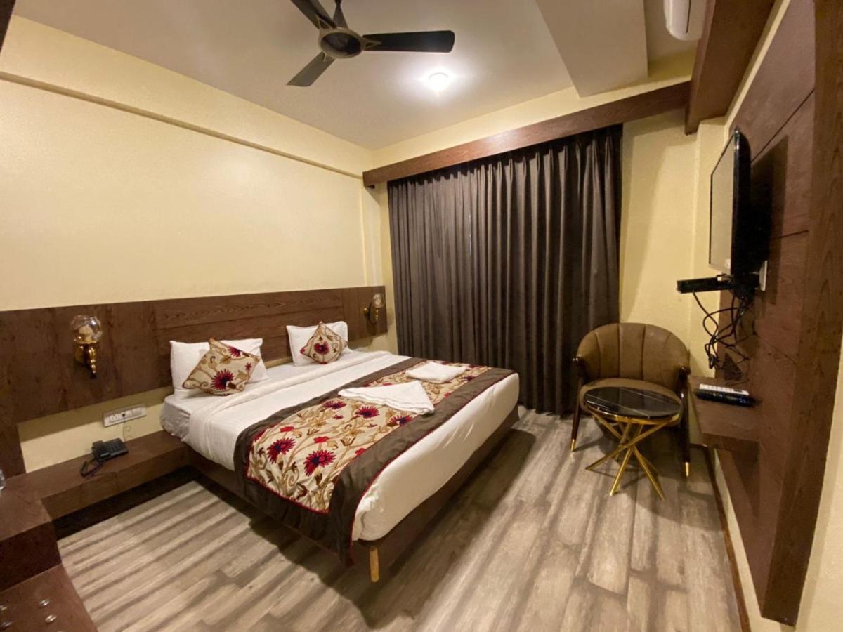 Hotel Green Rooms Srīnagar Buitenkant foto